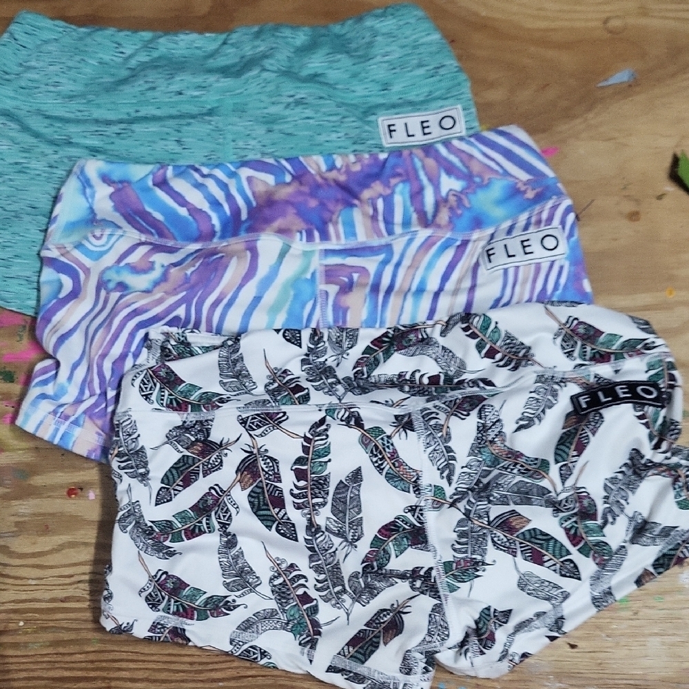 Fleo Women's Vibrant Shorts bundle 6 pairs medium OG